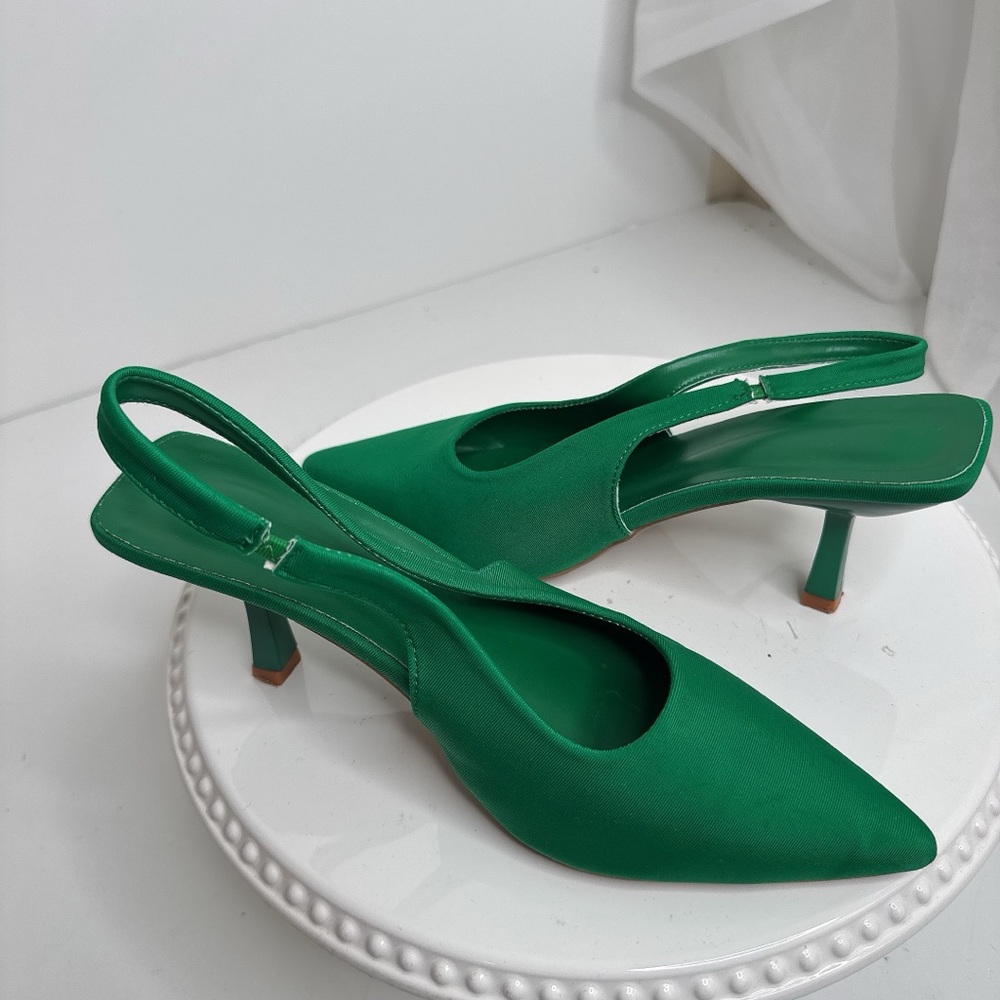 Green Slingback Kitten Heels - Women Shoes size 8